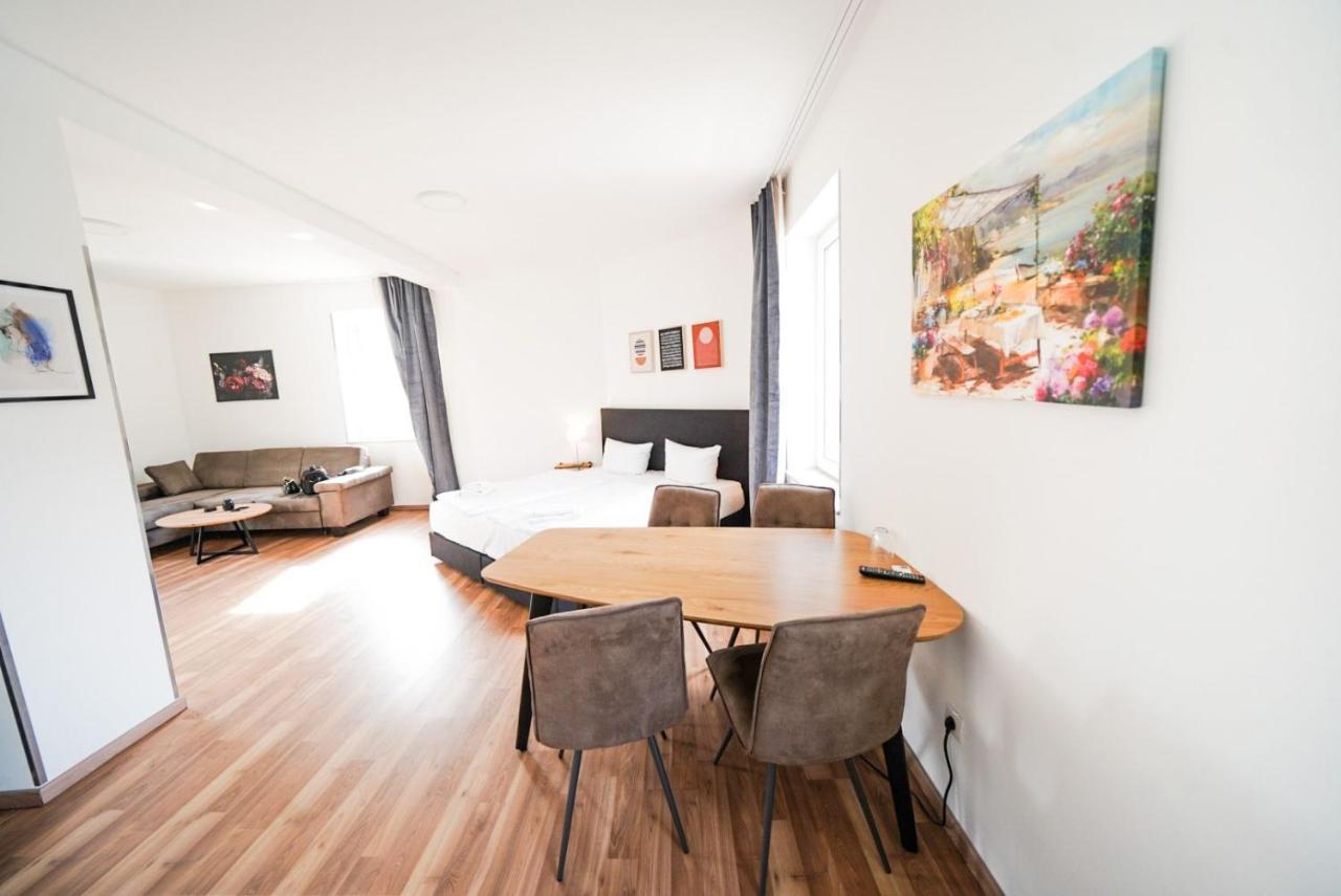 Hotel Zur Alten Stadtkellerei Leipzig Ngoại thất bức ảnh A typical apartment at the hotel